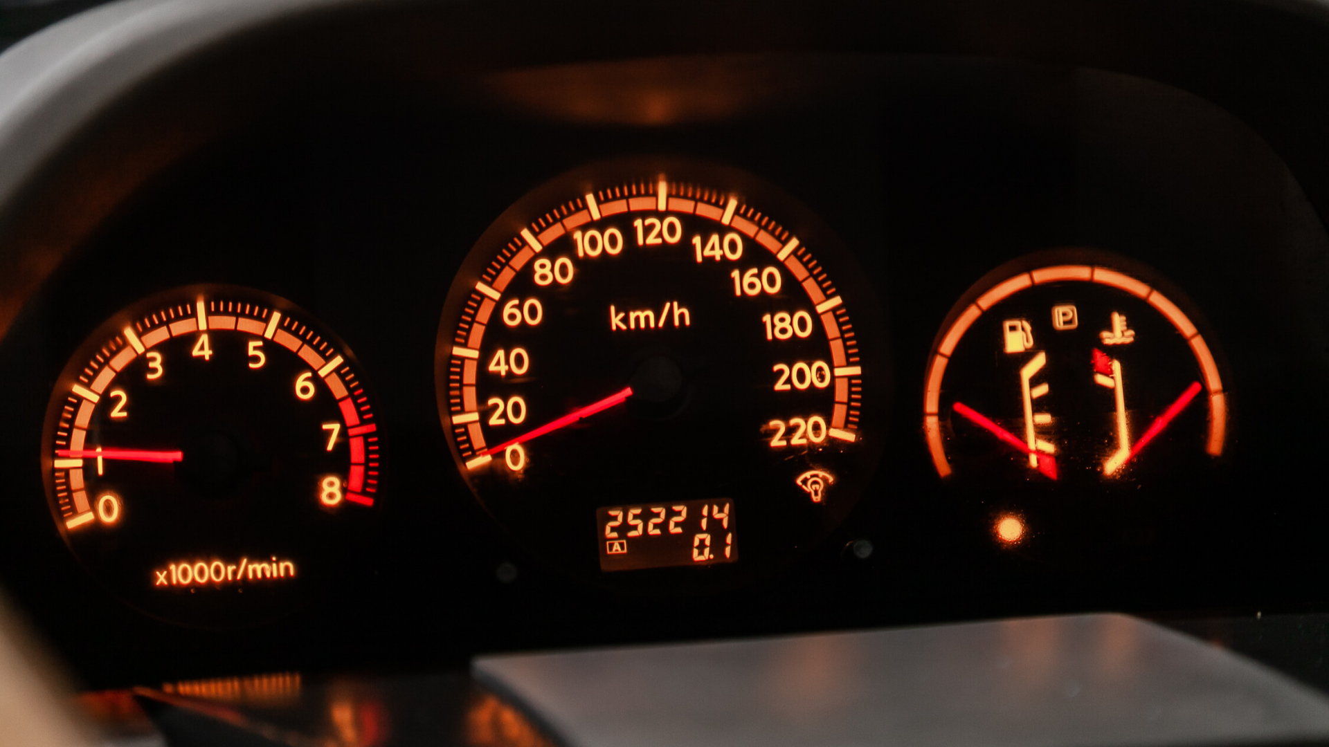 Comment passer les vitesses et rétrograder ? Roule Raoule