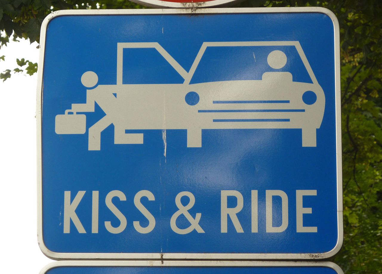 kiss and ride